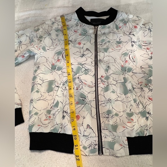 SANCTUARY Cream graphic bomber jacket size XS. - Picture 13 of 13